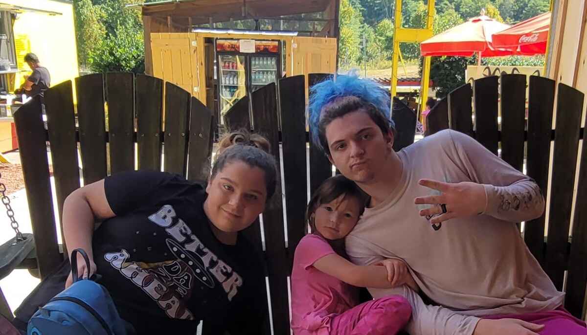 Monroe, Georgia Mom Mourns Her 19-Year-Old Son Xander James Cupp’s Bright Spirit in Kansas City Chiefs Red After a Tragic Car Accident