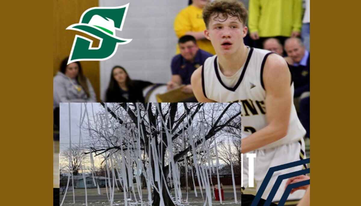 Ohio Circleville Boys Basketball Team Tp’d (Toilet-Papered) Teays Valley Star Brody’s Home Tree During Christmas Holiday Rivalry