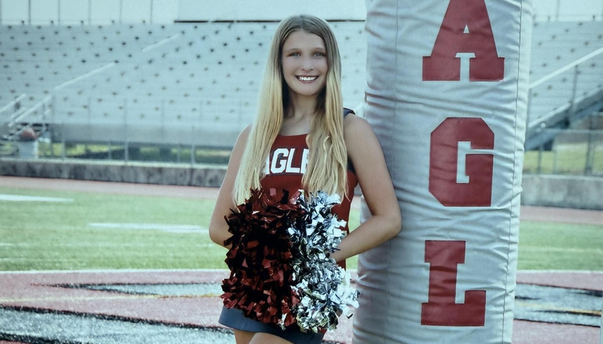 York Springs, Pennsylvania, 12-Year-Old JV Cheerleader Threatened Suicide After Bullying by Middle School Peer