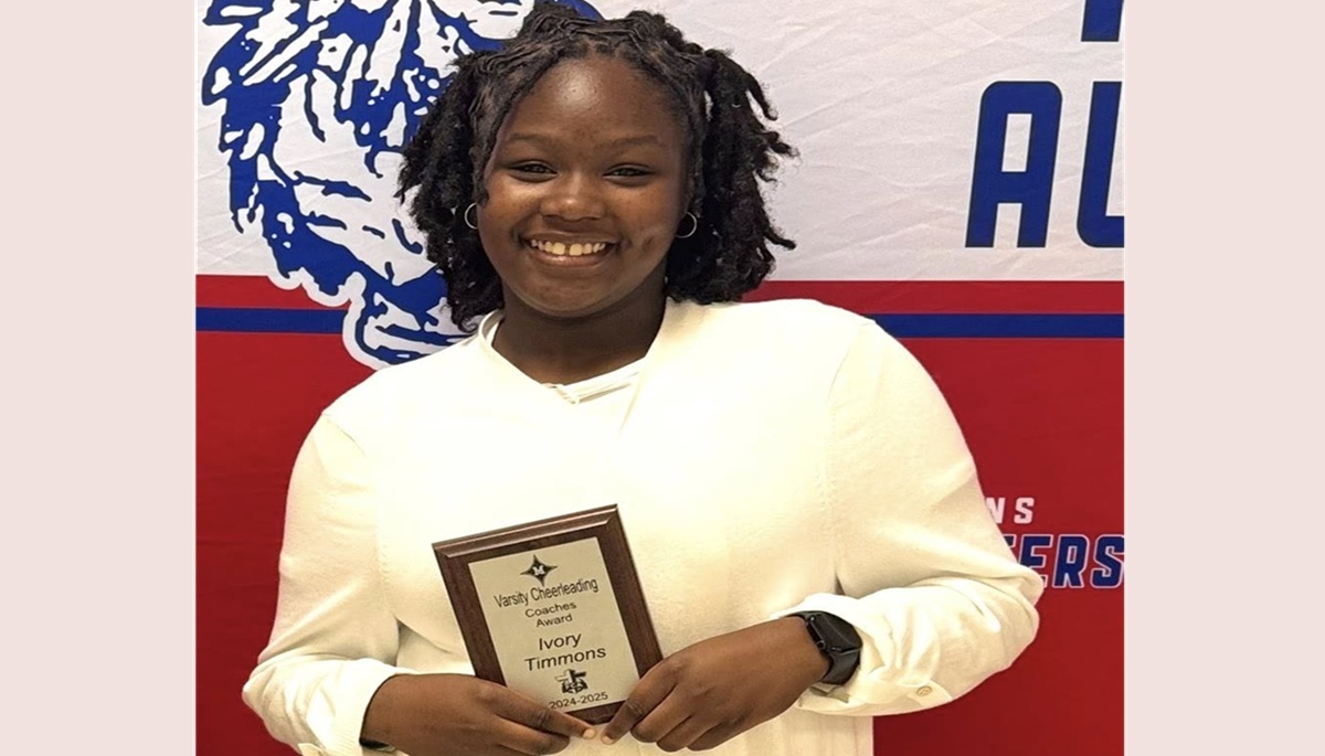 South Carolina Junior High Hero: She Shines in Basketball Uniform When Cheer Time Falls Short