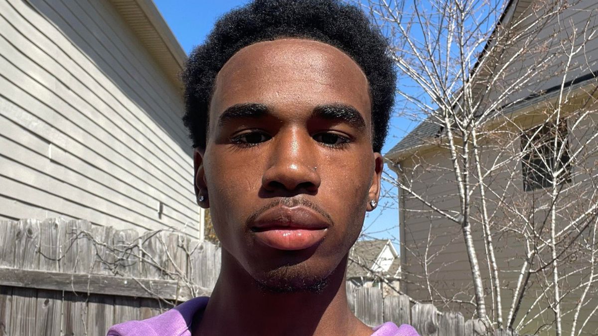 Atlanta, Georgia Mourns 19-Year-Old Langston Hughes High School Athlete Kamani Holland, Survived by Parents Donnie Holland Jr. and Marquita Terry