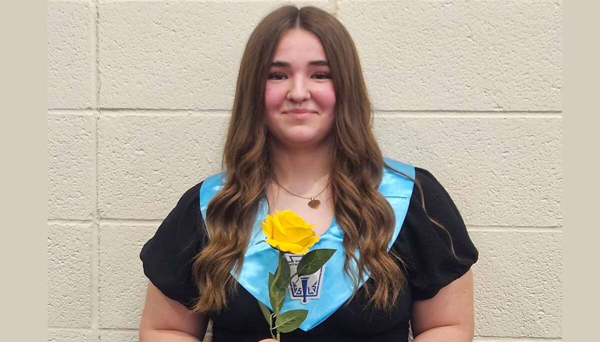 Windber High School in Mourning After Sudden Death of Basketball Star Lilah Andrews