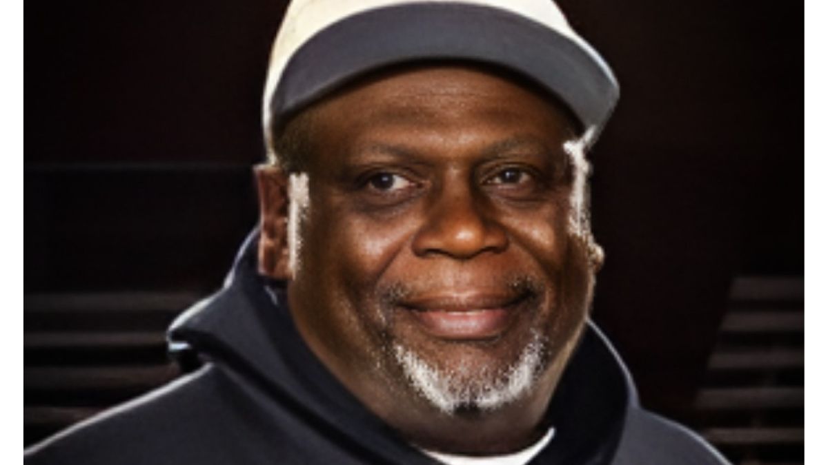 Choctaw, Oklahoma Community Mourns Beloved Youth Football Coach Michael Gatson, Survived by Wife Jamie and Their Two Children