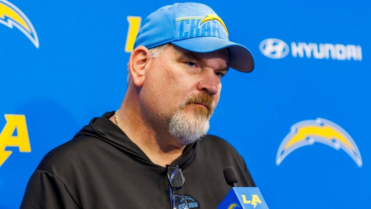 Offensive Line Coach Mike Devlin Wife Julie Stands by Him After Chargers Firing Following Playoff Loss