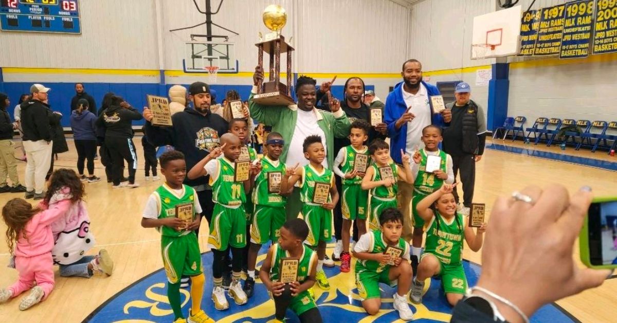 Terrytown Fighting Irish 13–15 and 7–8 Basketball Teams Clinch Championships; Coaches, Booster Club, and Staff Applauded for Tireless Dedication